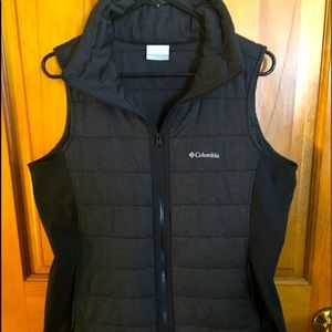 Columbia vest